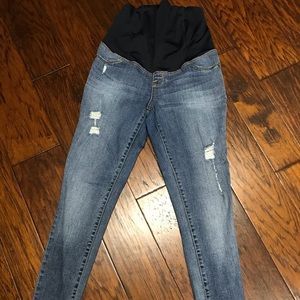 3 pair of Maternity jeans/1 pair of shorts